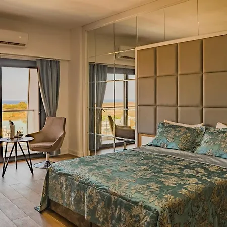 Novel Centre Point 3* 파마구스타