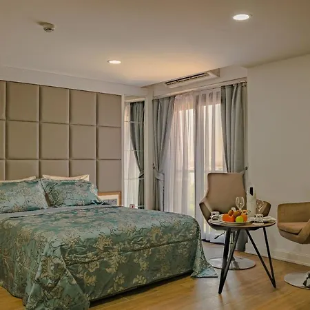 Novel Centre Point 3* 파마구스타