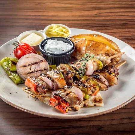 Novel Centre Point 3* 法马古斯塔