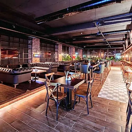 Novel Centre Point 호텔 3*